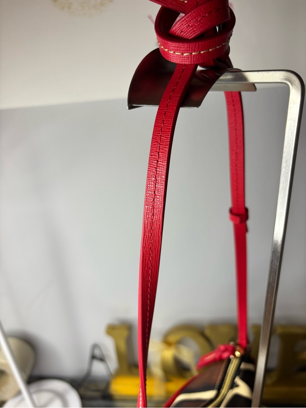 Dooney & Bourke Giraffe Print Crossbody EUC - Picture 11 of 17